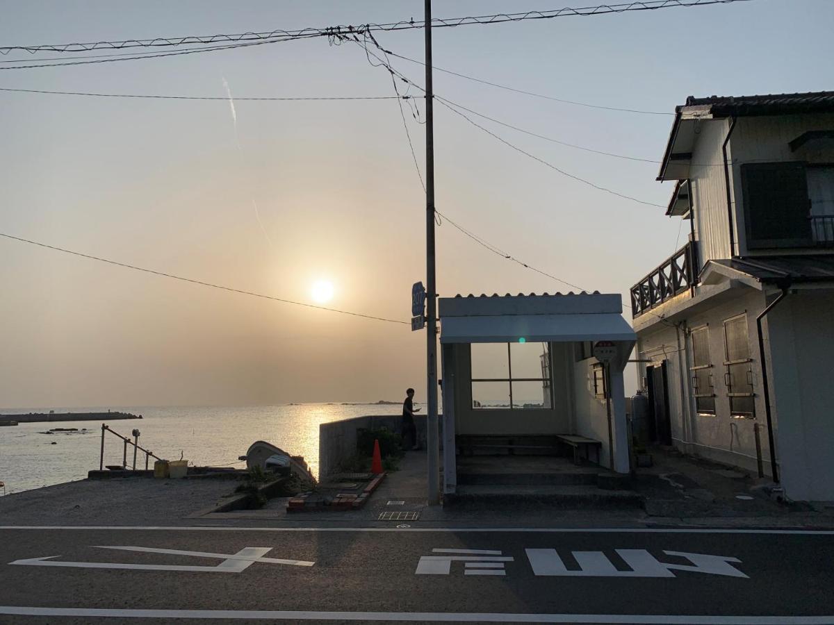 平野邸 Hayama Hotel Luaran gambar
