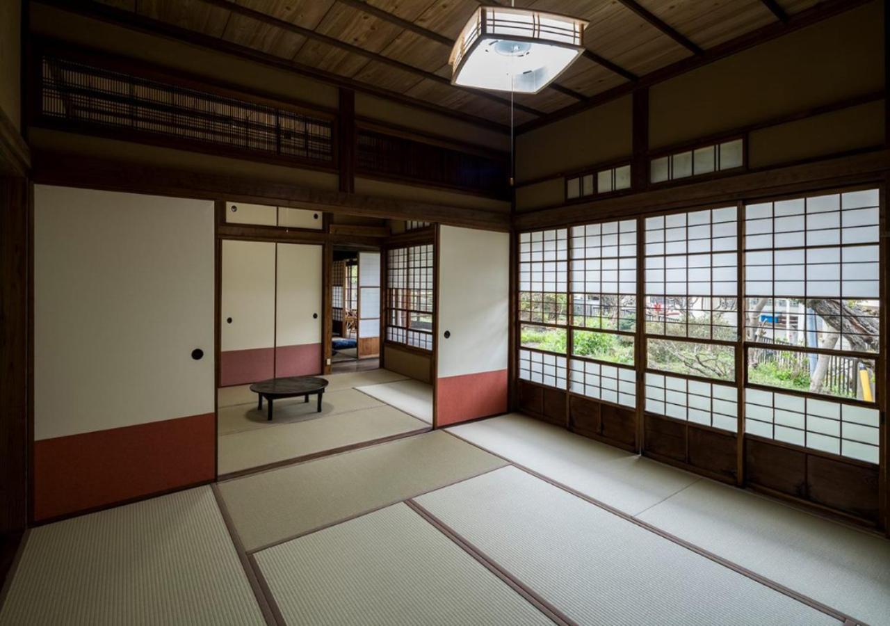 平野邸 Hayama Hotel Luaran gambar